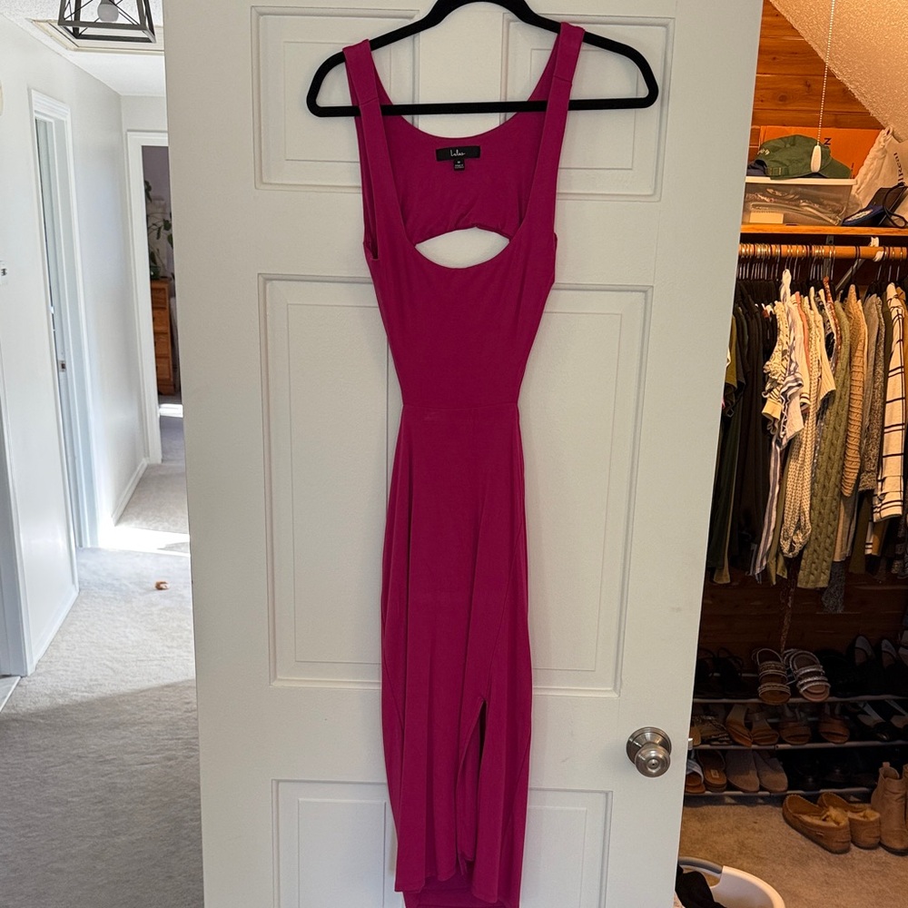 Lulus open back dress